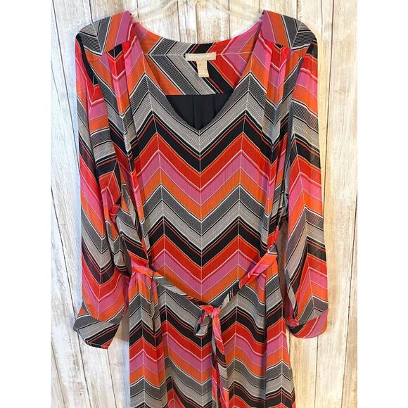 Banana Republic Chevron V-Neck Tie Waist Shift Dress - Size 14 - Picture 3 of 10
